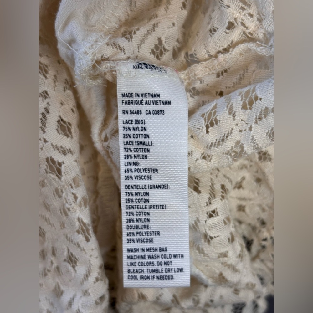 American Eagle Cream Lace Tank Top XS Boho Layered Hem - Picture 4 of 4